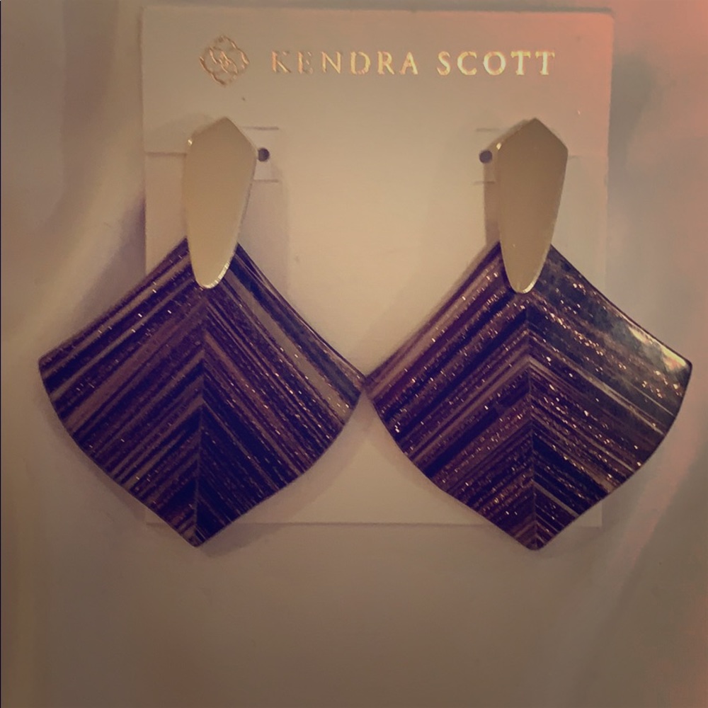 Kendra Scott brown and gold earrings